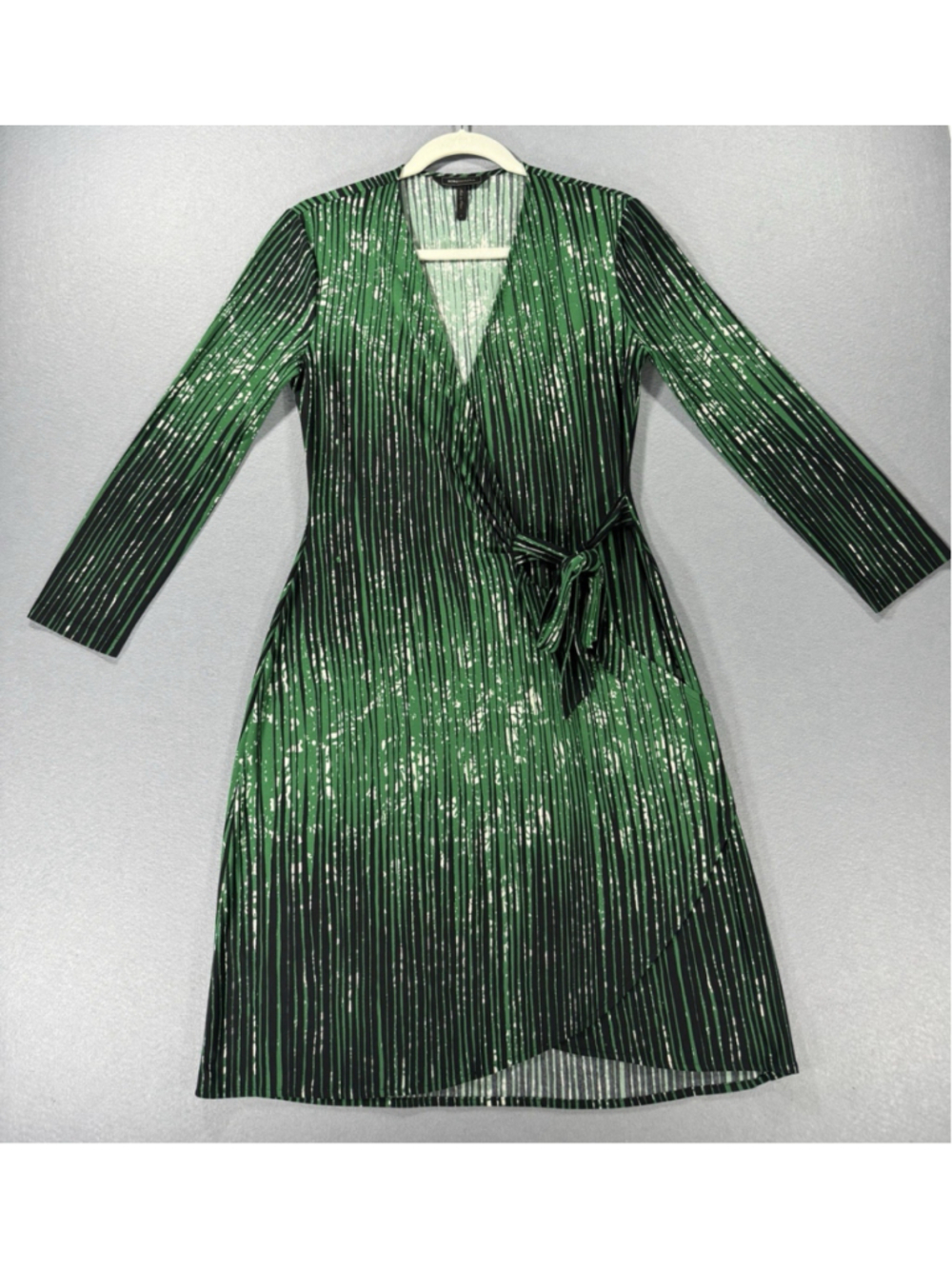BCBG Adele Wrap Dress Amazon Green & Black Quarter Sleeve Evening Night Out Sz S